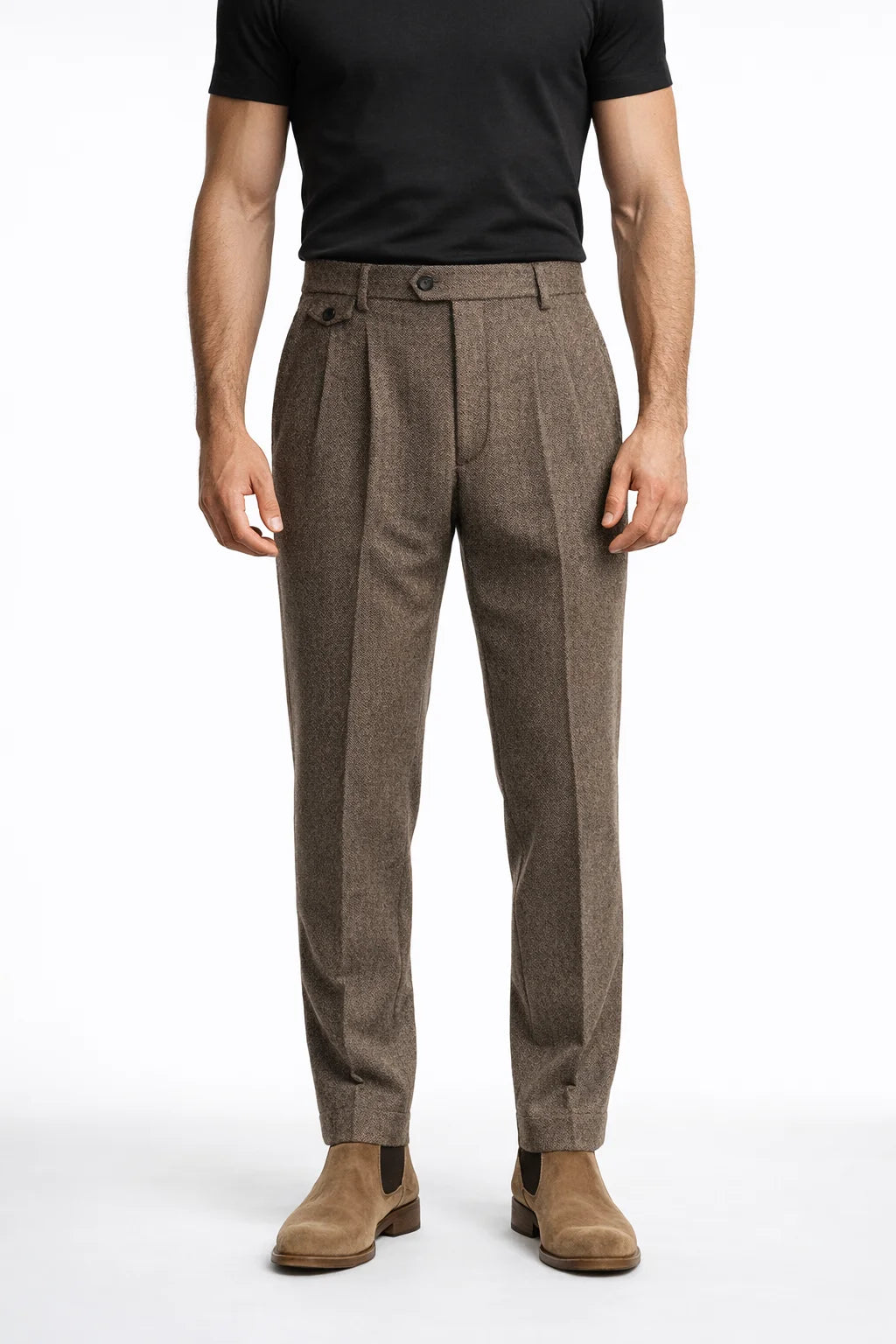 "Belgrave" Herringbone Trousers - Khaki / 46 - homme, trousers - BOLDD - Khaki Belgrave herringbone trousers with pleats, bold 80's style, old money Italian masculinity.